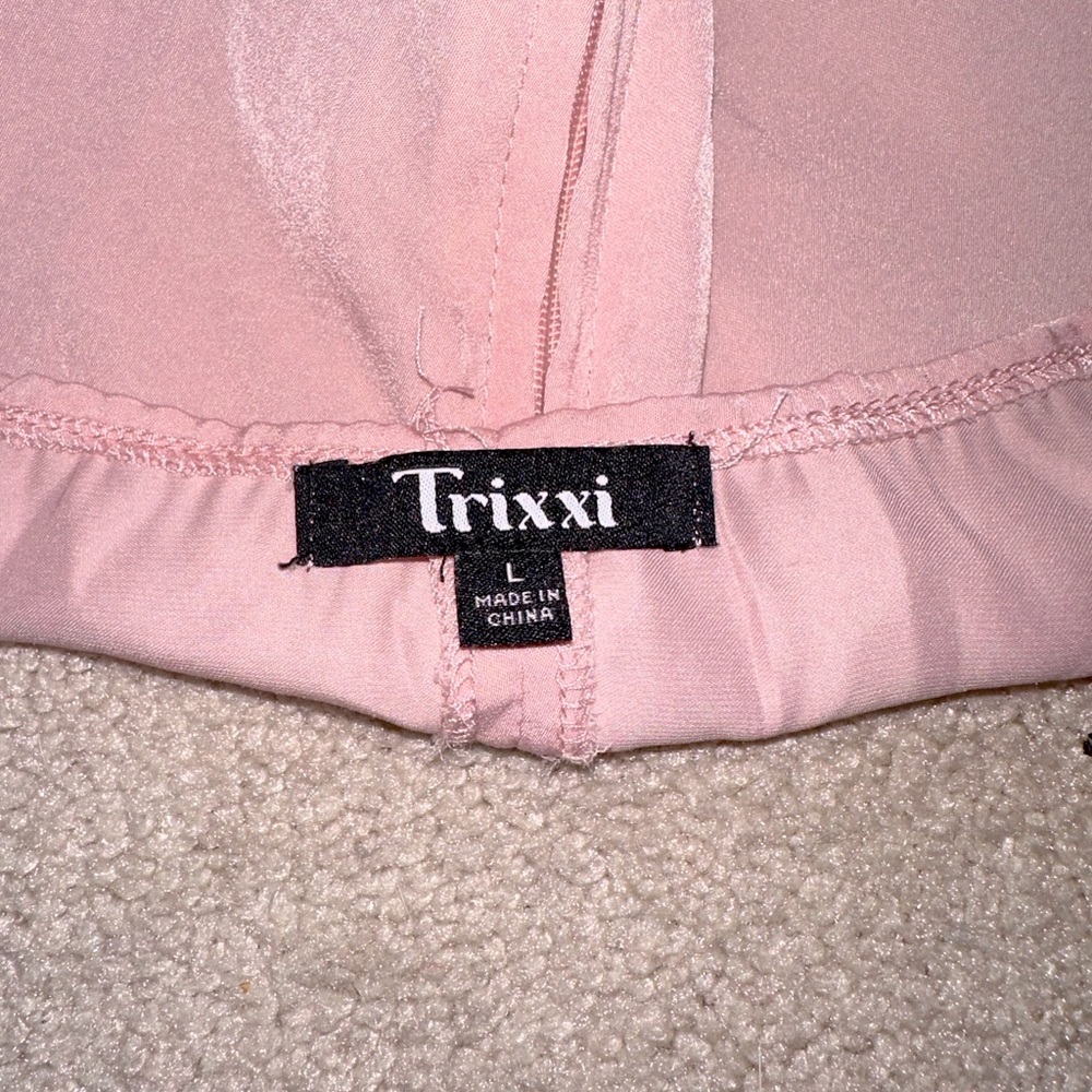 Pink flowy top - Picture 3 of 3